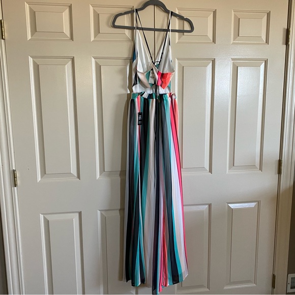 NWT Express Striped Surplice Lace-Up Back Maxi Dress in Multicolor Stripe - Picture 6 of 14